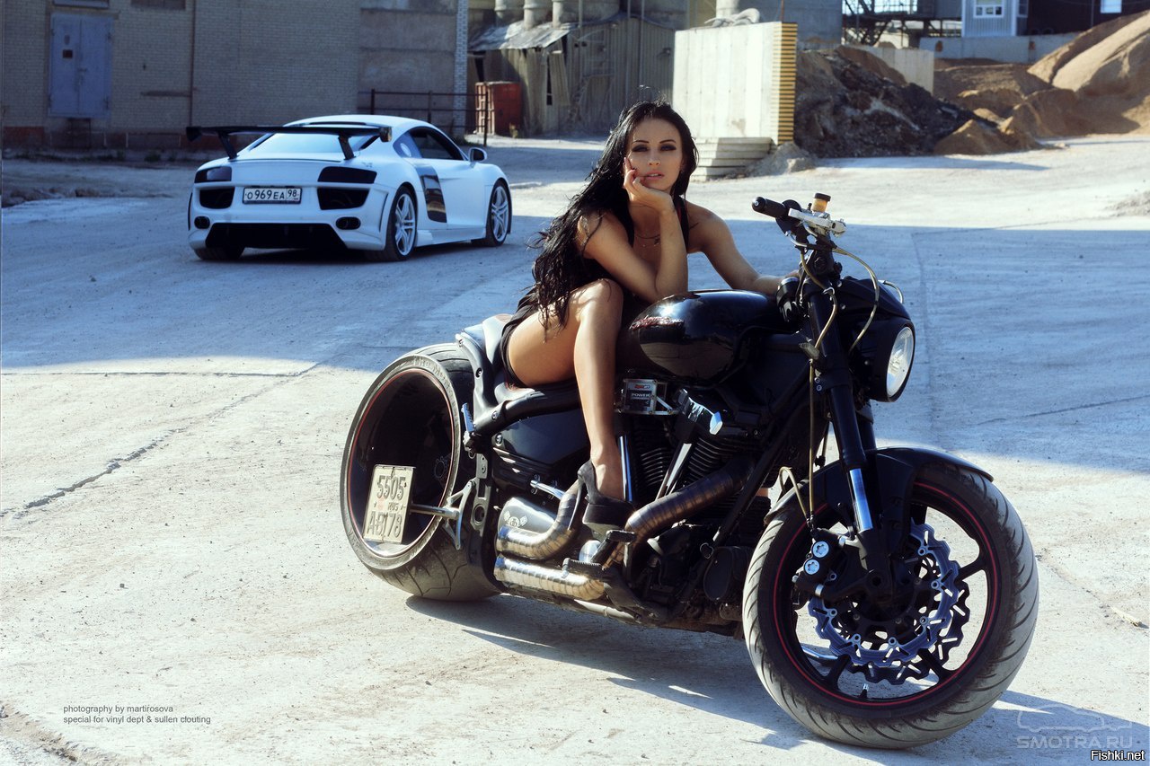 Sexy model Brunettes on a motorcycle in Sappopan