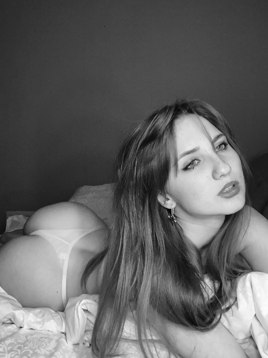 Take a pause and enjoy Nata nude — streaming from Sappopan