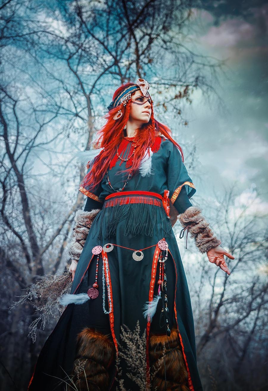 Take a pause and enjoy Girls in Slavic costumes — streaming from Sappopan