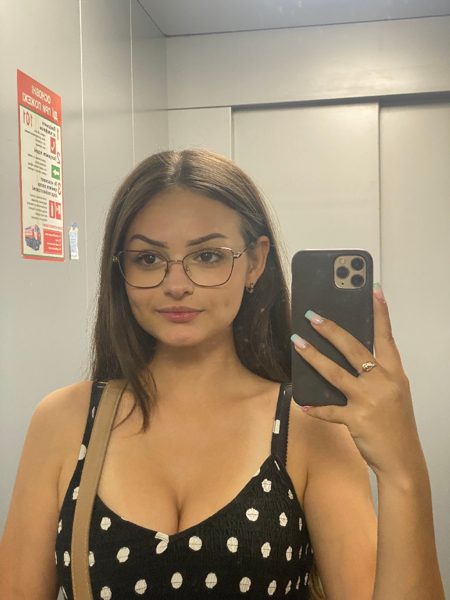 Sexy model Stacy in Sappopan