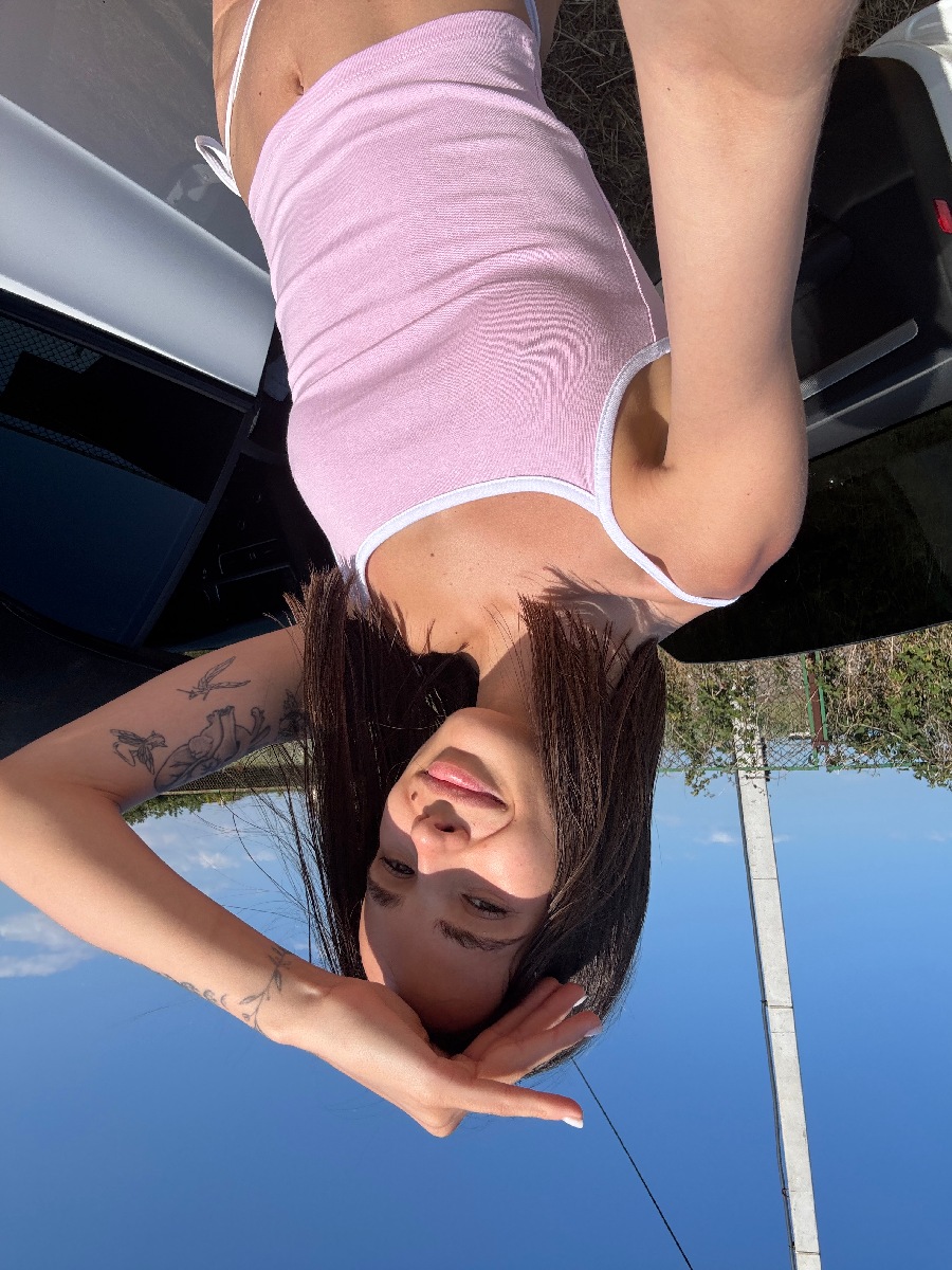 Sexy model Tina in Sappopan